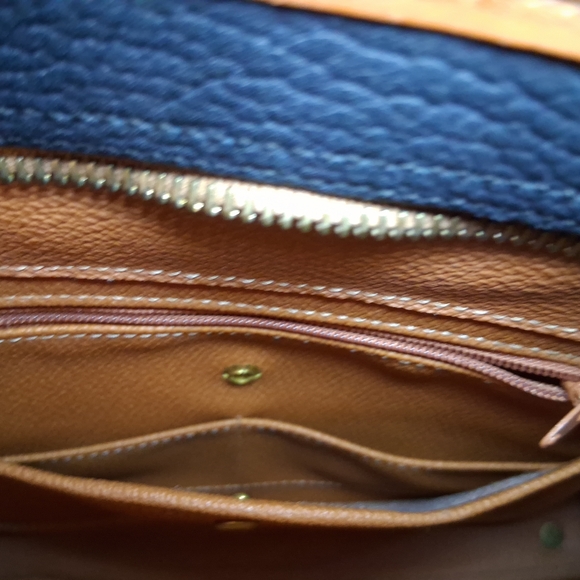 Dooney & Bourke Black and Tan Satchel with Structured Design - Picture 13 of 16